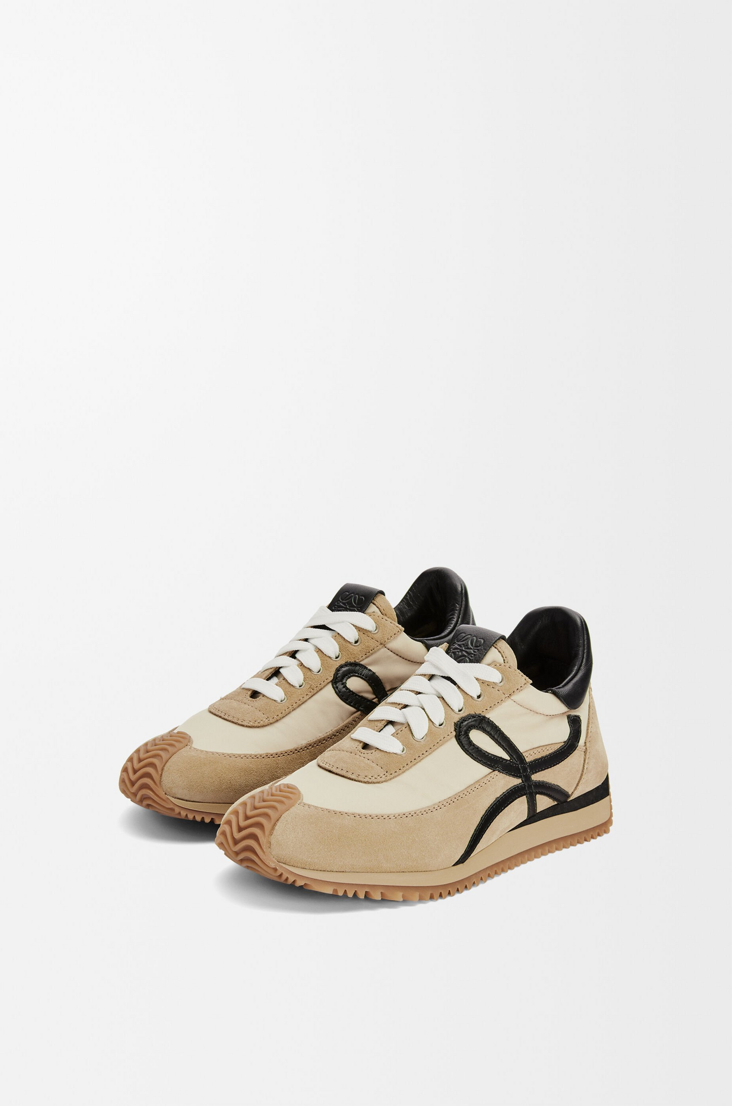 Flow Runner in nylon and suede